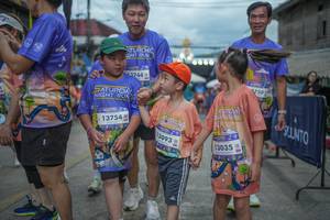 BIB: 3744, 750, 13754, 13093, 13035
                            <button type="button" onclick="openModal(28629267)" class="btn btn-primary btn-sm float-right btn-popup" data-toggle="modal" data-target=".modal-high-quality">
                        <i class="fas fa-shopping-cart"></i> Add to Cart
                    </button>
                                            <button type="button" onclick="isThisMe(28629267, true)" class="btn btn-success btn-sm float-right btn-popup btn-isme hidden" data-toggle="tooltip" data-placement="bottom" title="นี่คือรูปของคุณใช่ไหม คลิกที่นี่เพื่อเอาเข้าอัลบั้ม">
                        <i class="fas fa-plus"></i> Add to album
                    </button>
                    <button type="button" onclick="isThisMe(28629267, false)" class="btn btn-warning btn-sm float-right btn-popup btn-isnotme hidden">
                        <i class="fas fa-ban"></i> Remove from album
                    </button>